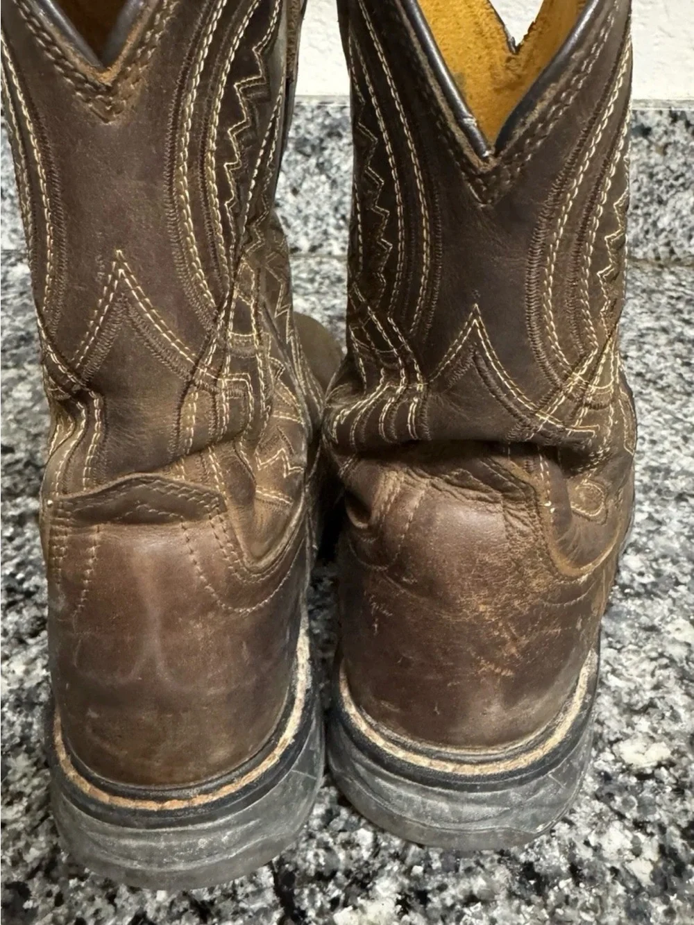Ariat Brown work hog XT size 4 Kids Leather Cowboy Boots